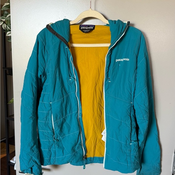 Patagonia Nano Air Hoodie Jacket - Picture 2 of 4